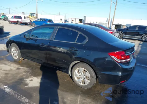 2015 Honda Civic Lx z USA, uszkodzony, nr VIN 19XFB2F52FE228875